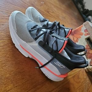 Mens Under Armour Basketball Sneakers